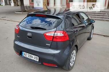 Хетчбек Kia Rio 2014 в Кривому Розі