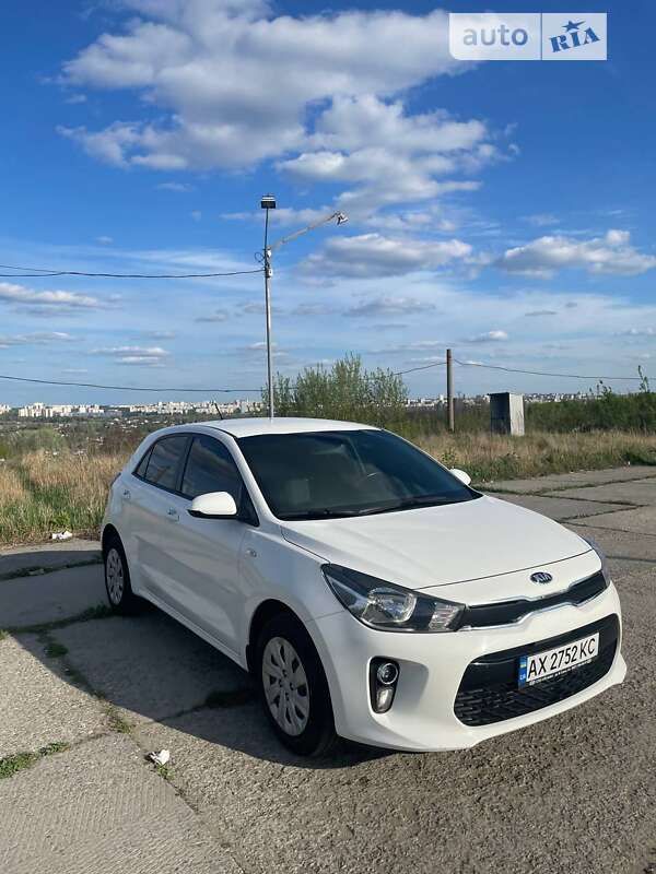 Хетчбек Kia Rio 2017 в Харкові фото 2 Хетчбек Kia Rio 2017 в Харкові
