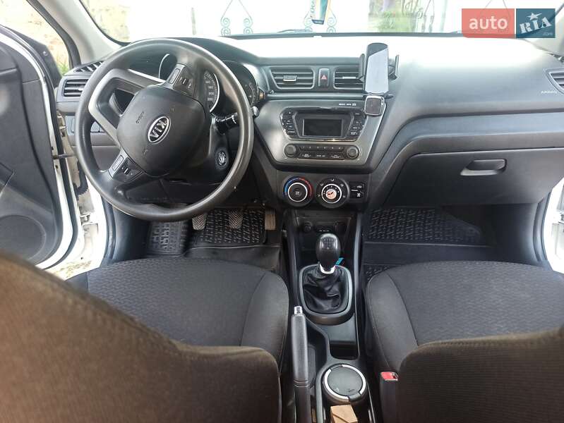Седан Kia Rio 2013 в Вознесенську