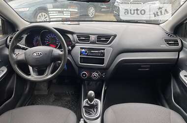 Седан Kia Rio 2011 в Львове