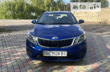 Седан Kia Rio 2013 в Врадиевке