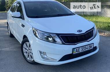 Седан Kia Rio 2012 в Днепре