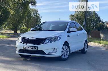 Седан Kia Rio 2012 в Днепре