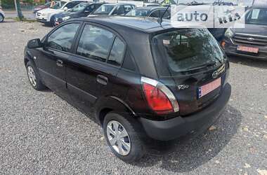 Хетчбек Kia Rio 2007 в Рівному