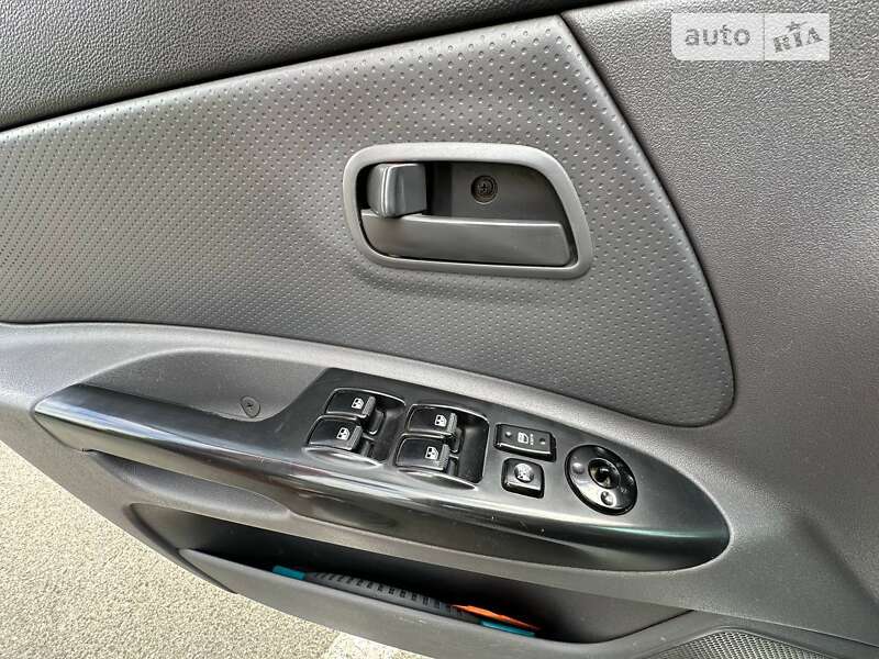 Седан Kia Rio 2010 в Києві