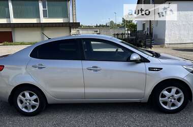 Седан Kia Rio 2012 в Києві