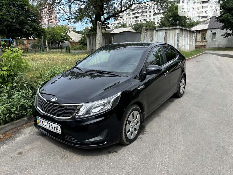 Седан Kia Rio 2013 в Харкові