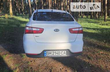 Седан Kia Rio 2015 в Сумах