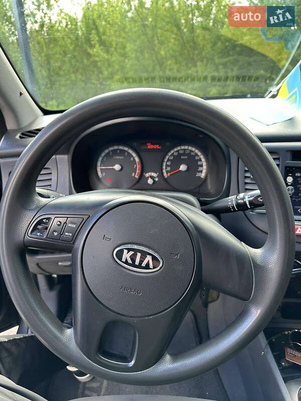Седан Kia Rio 2011 в Харкові