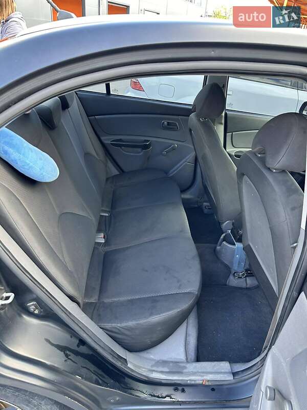 Седан Kia Rio 2011 в Харкові