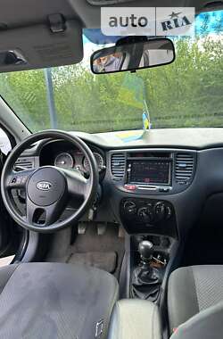 Седан Kia Rio 2011 в Харкові