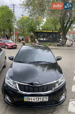 Седан Kia Rio 2012 в Ізмаїлі