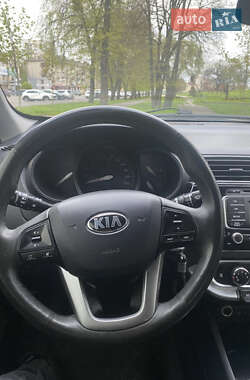 Седан Kia Rio 2017 в Вінниці