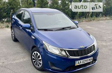 Седан Kia Rio 2011 в Днепре