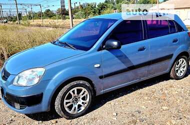 Хэтчбек Kia Rio 2008 в Запорожье