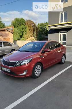 Седан Kia Rio 2012 в Чернигове