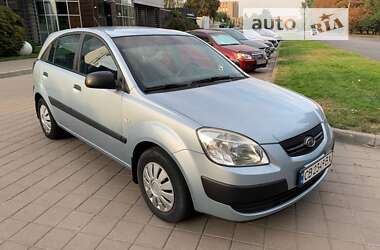 Хэтчбек Kia Rio 2008 в Черкассах