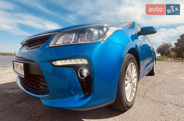 Седан Kia Rio 2018 в Дніпрі