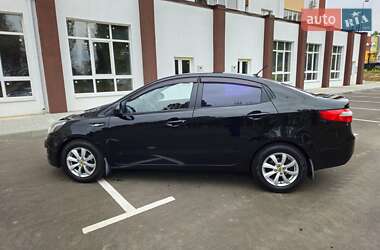 Седан Kia Rio 2011 в Києві