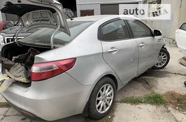 Седан Kia Rio 2013 в Києві