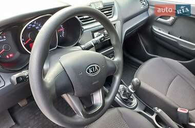 Седан Kia Rio 2011 в 