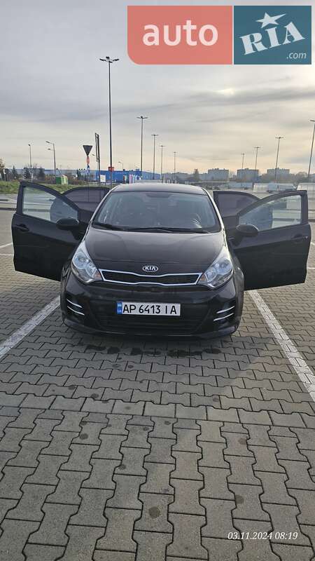 Хетчбек Kia Rio 2016 в Запоріжжі