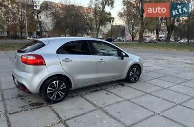 Хетчбек Kia Rio 2011 в Львові