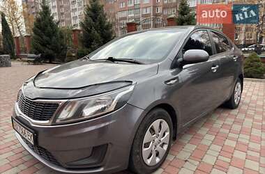 Седан Kia Rio 2013 в Лозовій