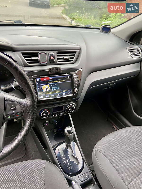Седан Kia Rio 2013 в Черноморске