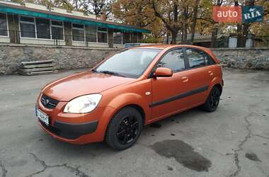 Хэтчбек Kia Rio 2008 в Полтаве