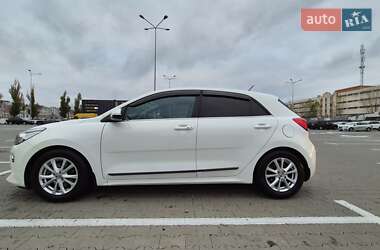 Хетчбек Kia Rio 2018 в Києві