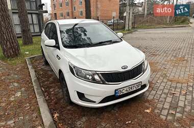 Хетчбек Kia Rio 2012 в Львові