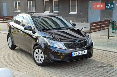 Седан Kia Rio 2012 в Харькове