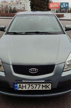 Седан Kia Rio 2007 в Краматорську