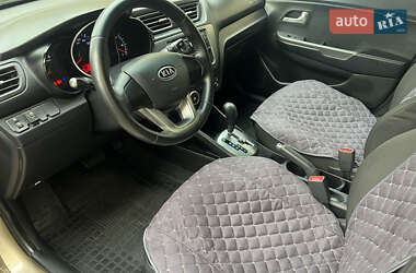 Седан Kia Rio 2012 в Києві