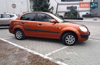 Седан Kia Rio 2007 в Запоріжжі