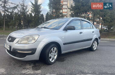 Седан Kia Rio 2008 в Тернополе