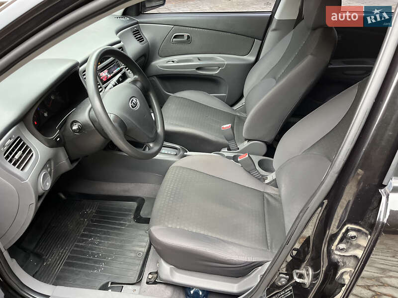 Седан Kia Rio 2007 в Белой Церкви