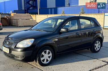 Хетчбек Kia Rio 2006 в Києві