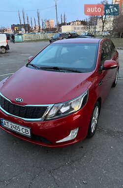 Хетчбек Kia Rio 2013 в Києві