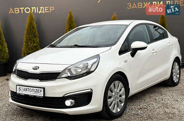 Седан Kia Rio 2016 в Одесі