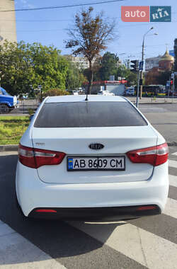 Седан Kia Rio 2012 в Виннице