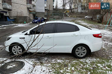 Седан Kia Rio 2013 в Жмеринке