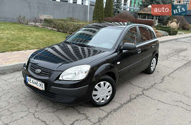 Хетчбек Kia Rio 2008 в Дніпрі