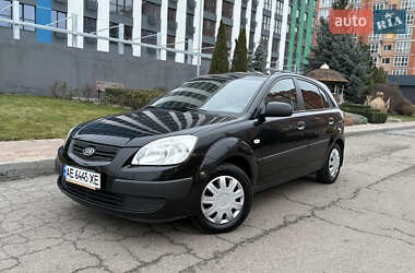 Хетчбек Kia Rio 2008 в Дніпрі