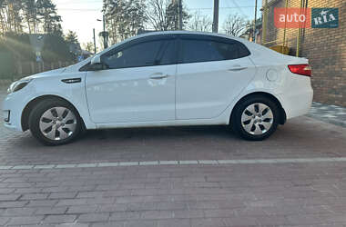 Седан Kia Rio 2013 в Ирпене