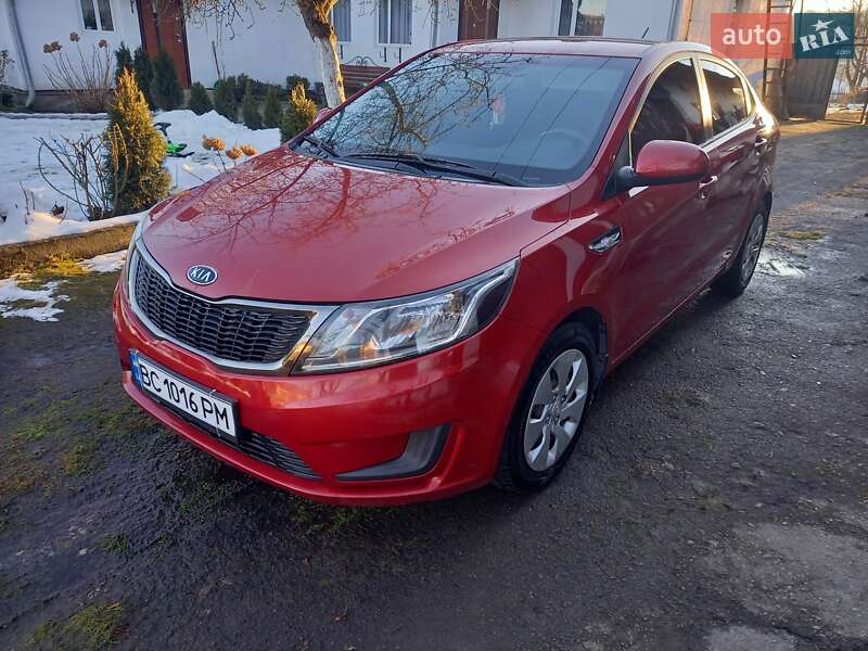 Седан Kia Rio 2012 в 