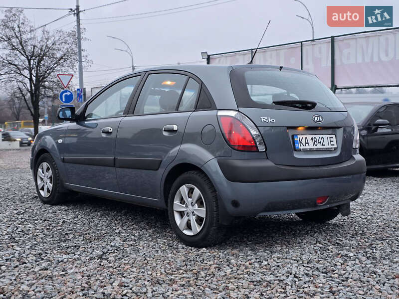 Хетчбек Kia Rio 2008 в Києві