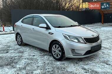 Седан Kia Rio 2012 в Харкові