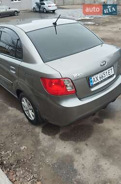 Седан Kia Rio 2011 в Харкові